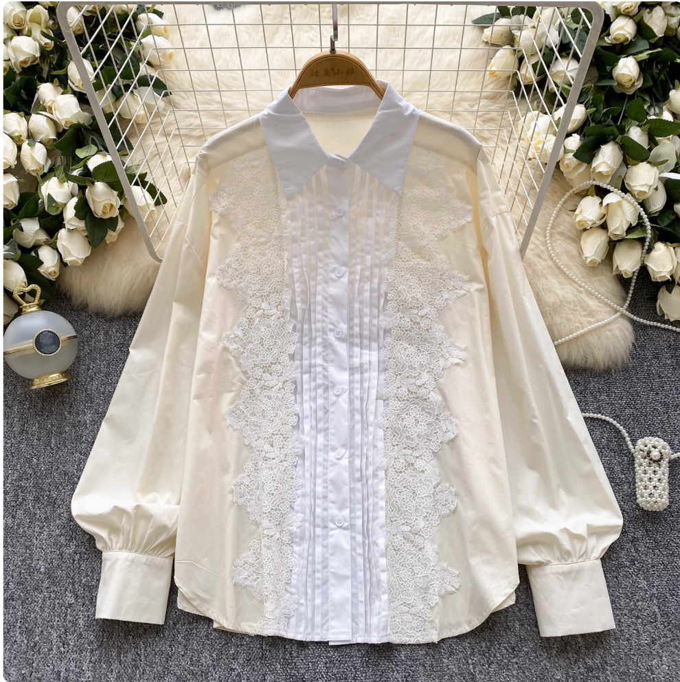 Sweetie Lace Trim Loose Shirt