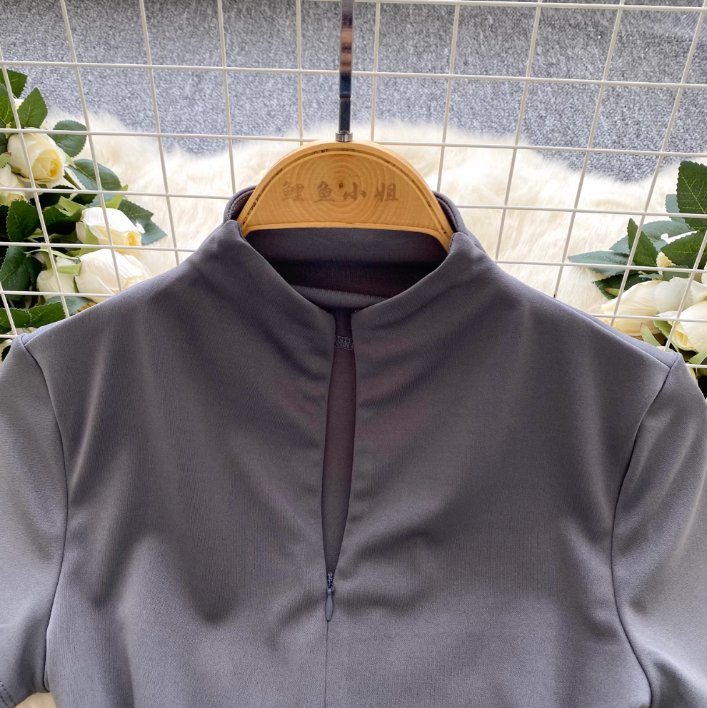 Elastic Turtleneck Zipped Yoga Romper