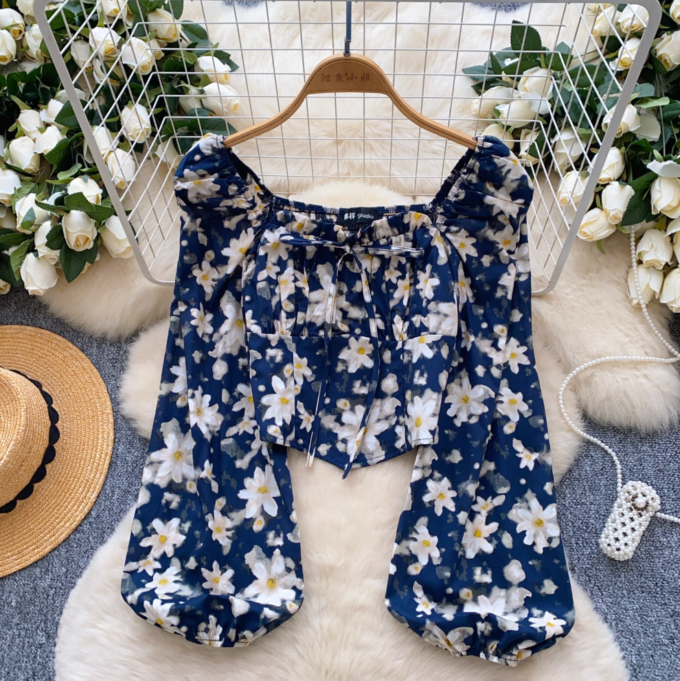Sweetie Puffy Sleeve Floral Top