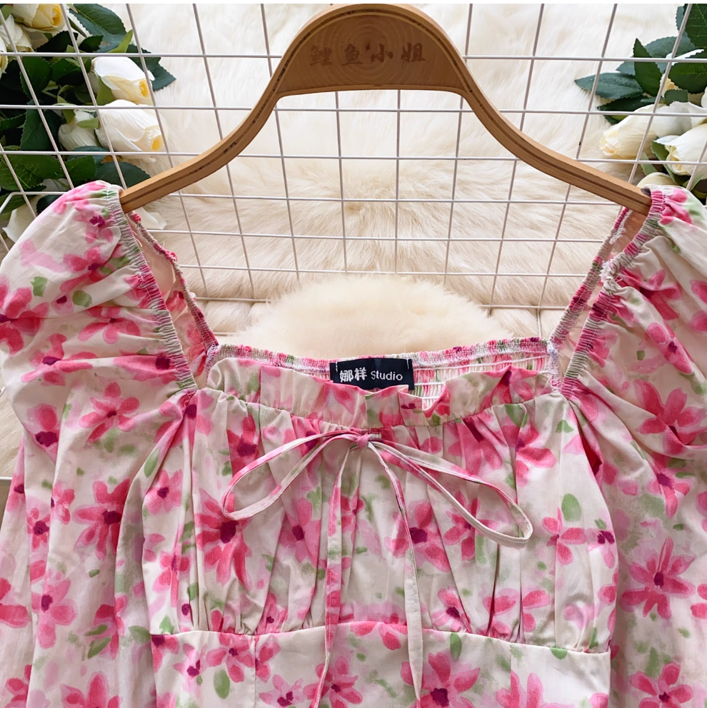 Sweetie Puffy Sleeve Floral Top