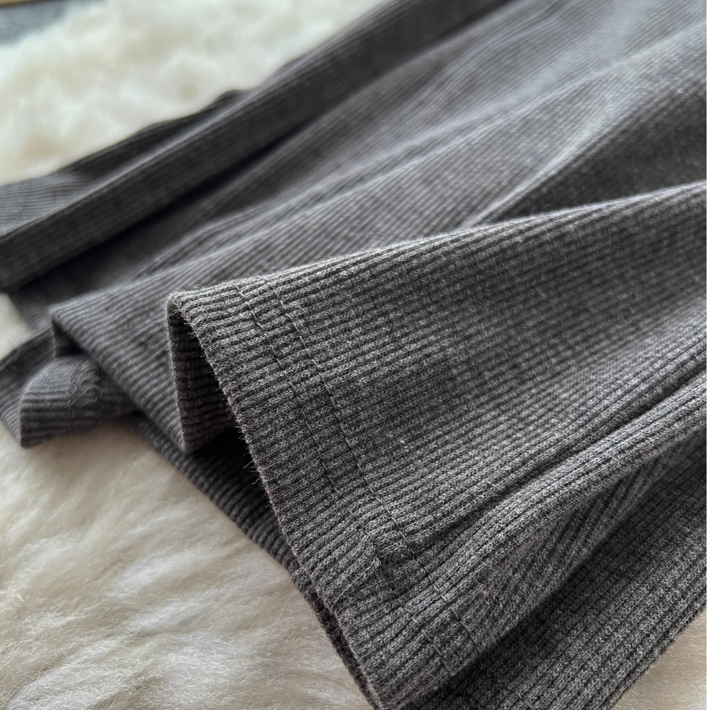 Slim-fit Solid Color Split Skirt