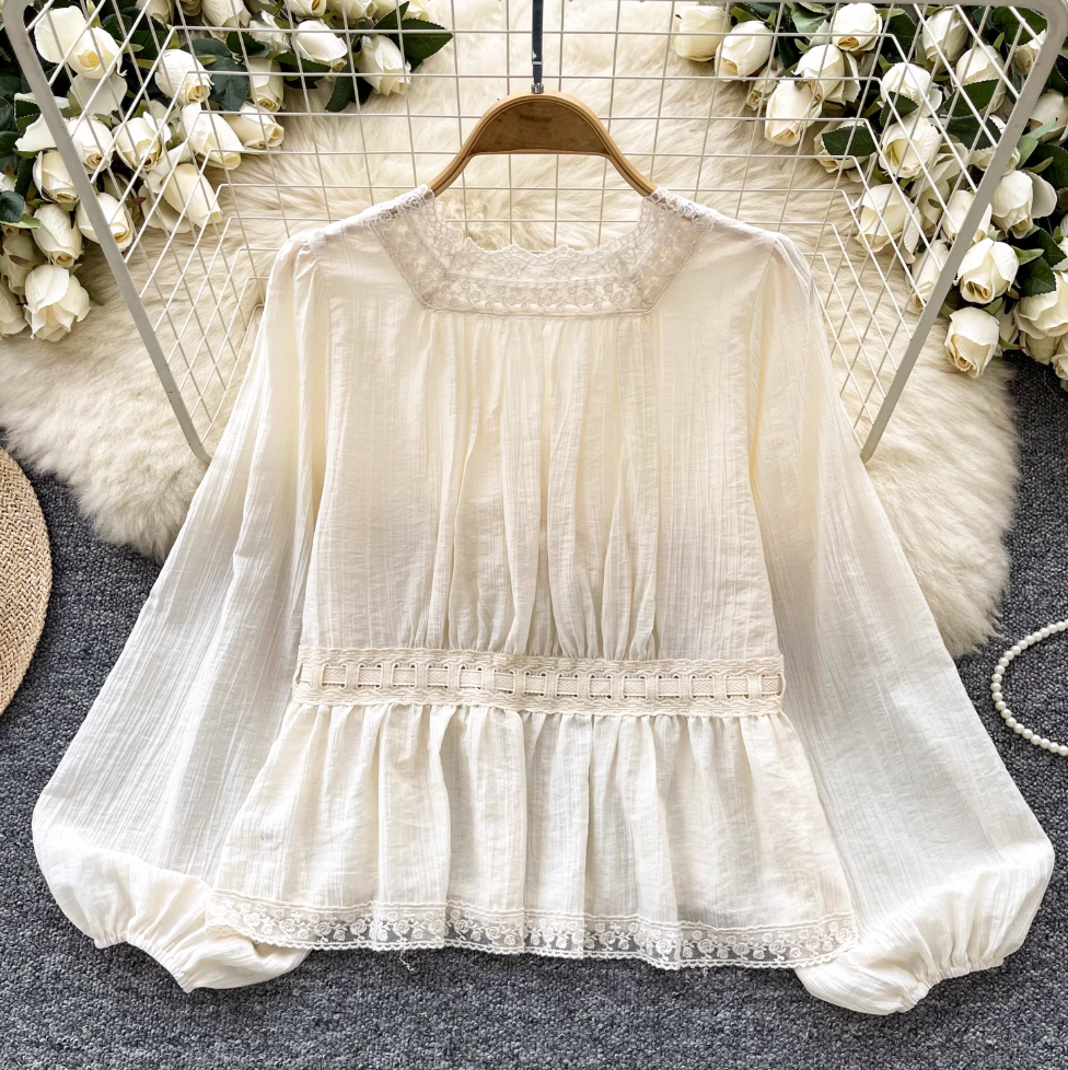 Sweetie Loose-fit Apricot Lace Top