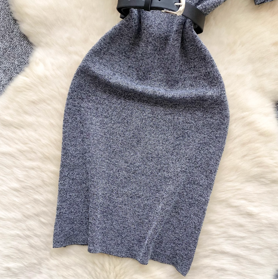 Elegant Gray Knitwear Dress with Belt
