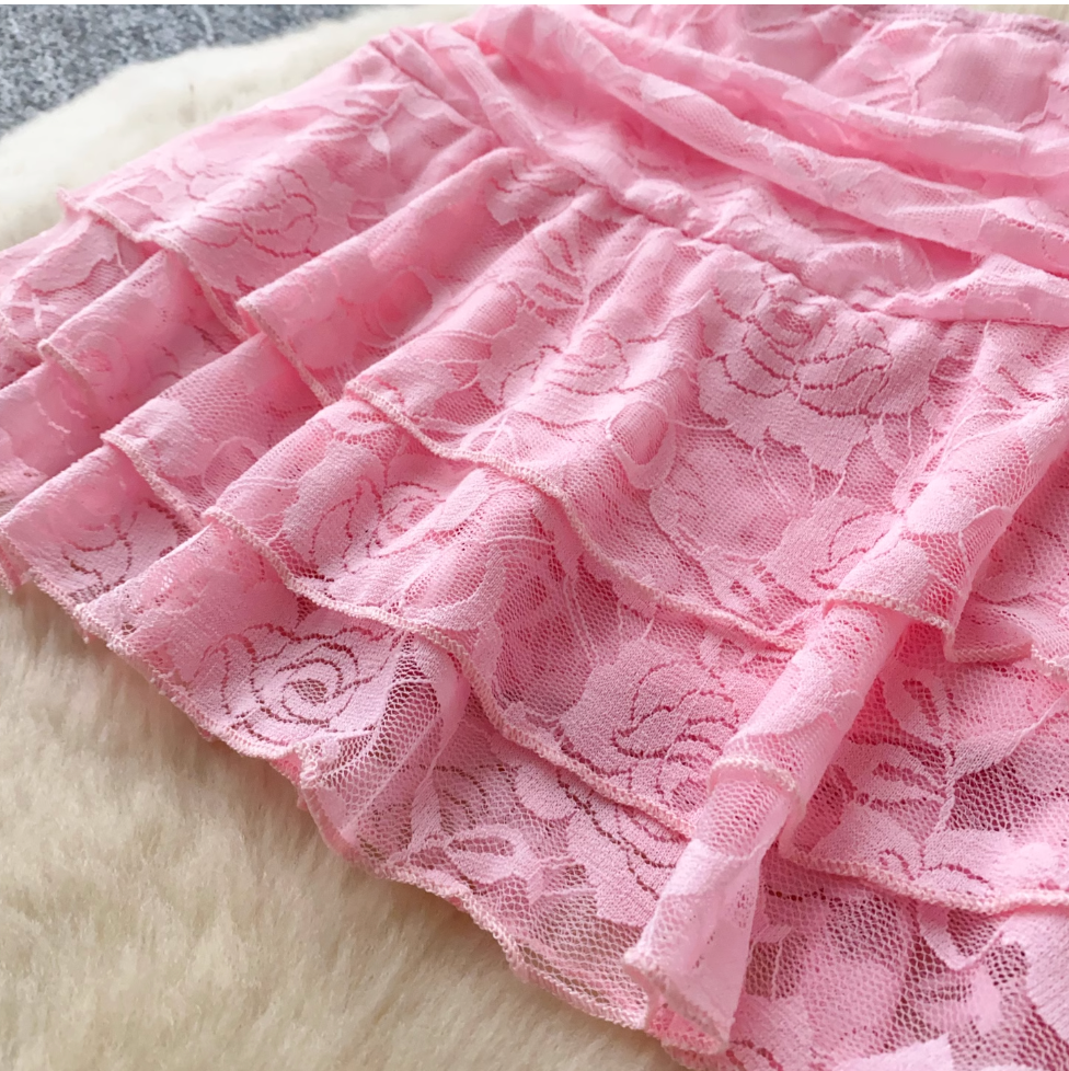 Chic Ruffled Lace Pink Skirt