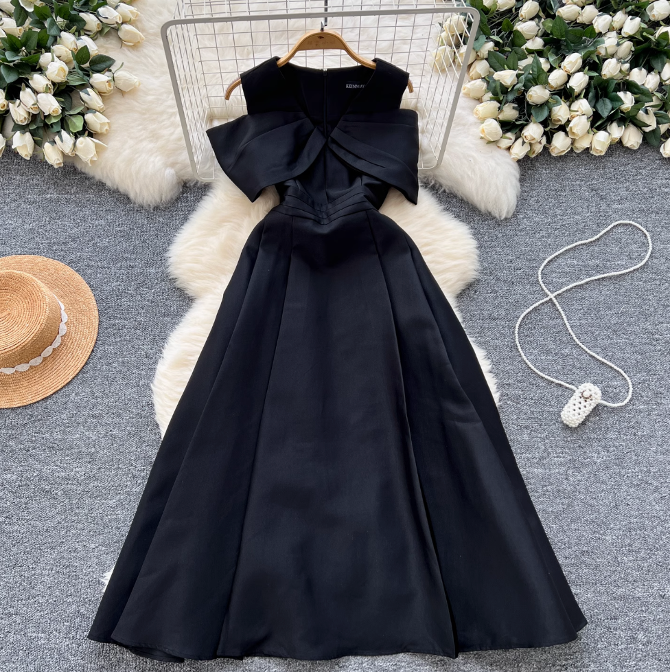 Elegant Hollowed Sleeve Party Dress