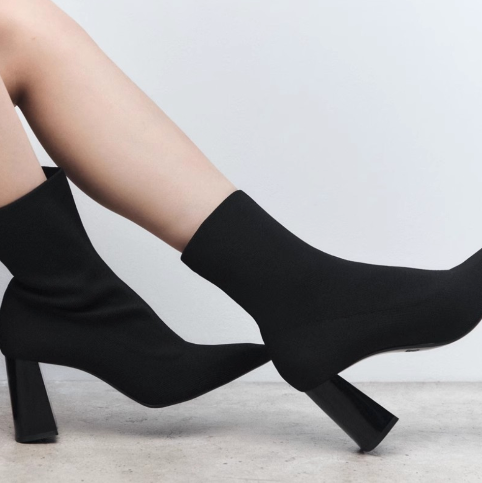 Vintage Pointed Toe Stretch Sock Boots