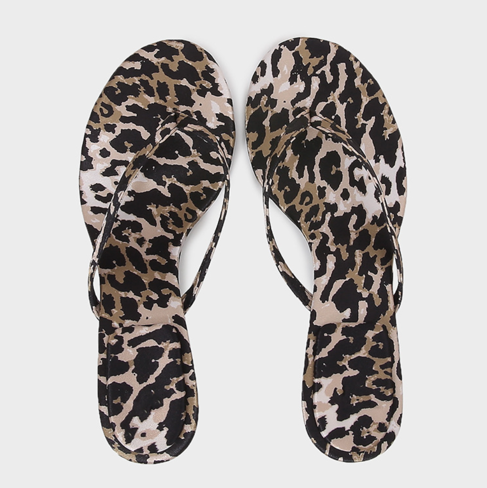 Clip Toe Mid Heel Flip Flops