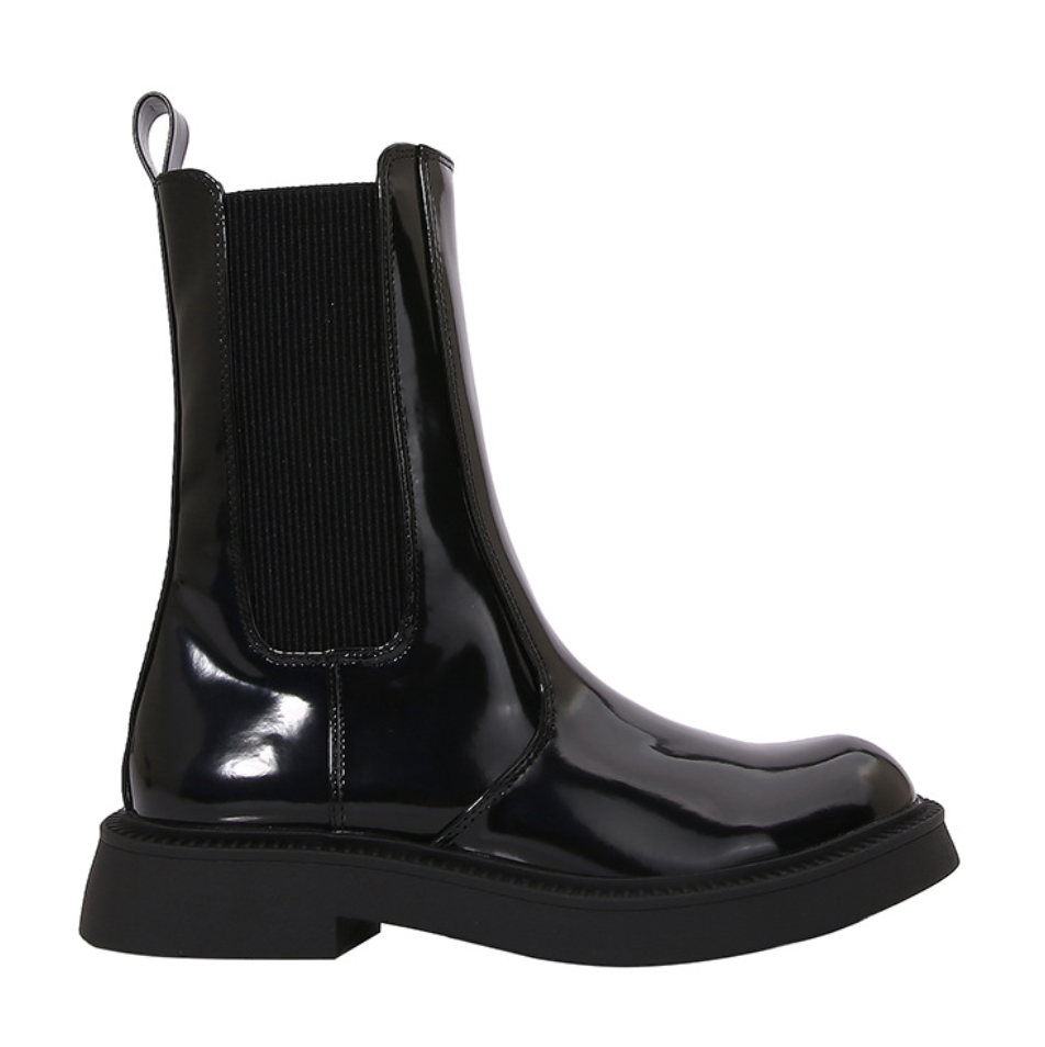 Black Groovy Chunky Sole Chelsea Boots