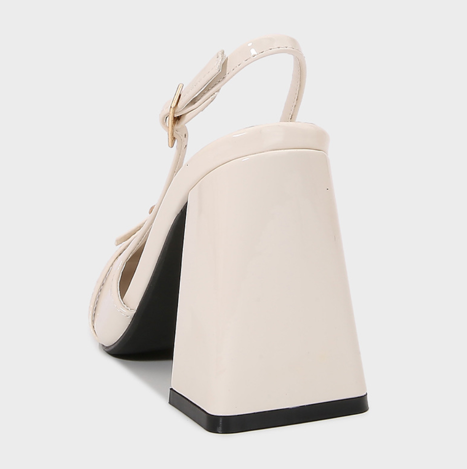 Creamy White Square-toe Chunky Sandals