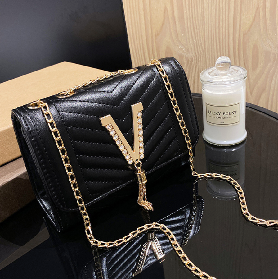 Rhinestone Studded Fringed Chain Bag