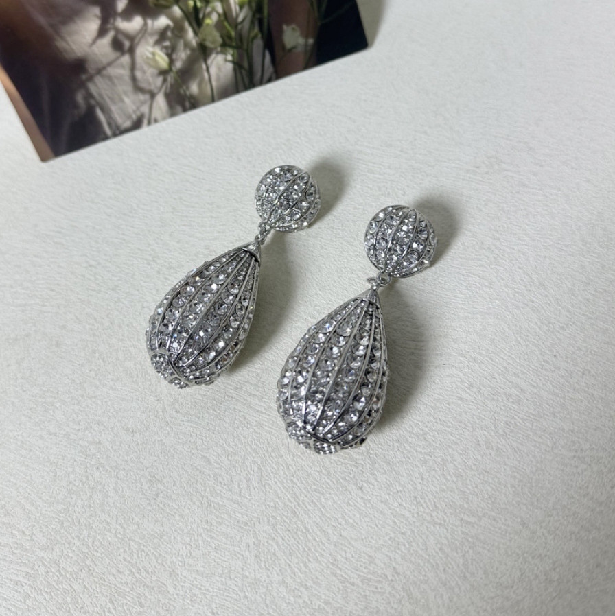 Premium Oval Drop Rhinestone Earrings