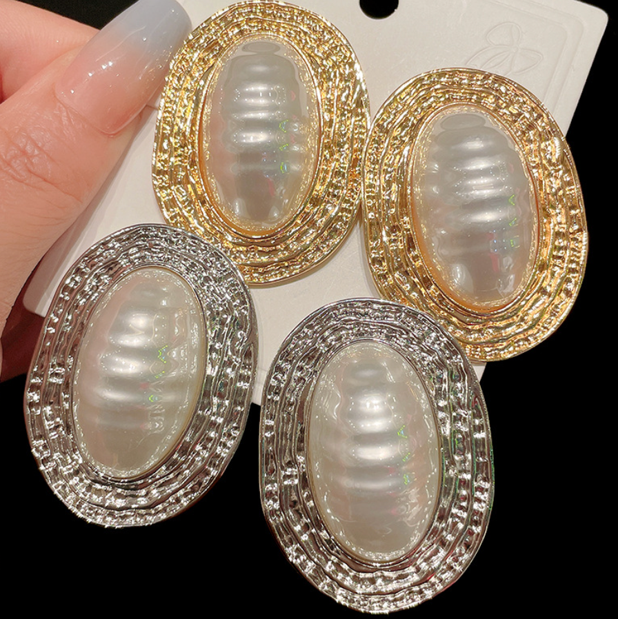 Vintage Pearl Stripe Alloy Oval Earrings