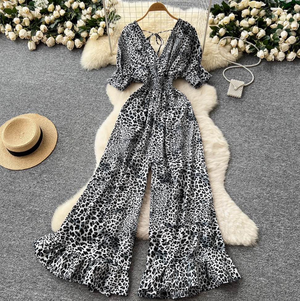 V-neck Lace Up Leopard Printed Jumpsuits