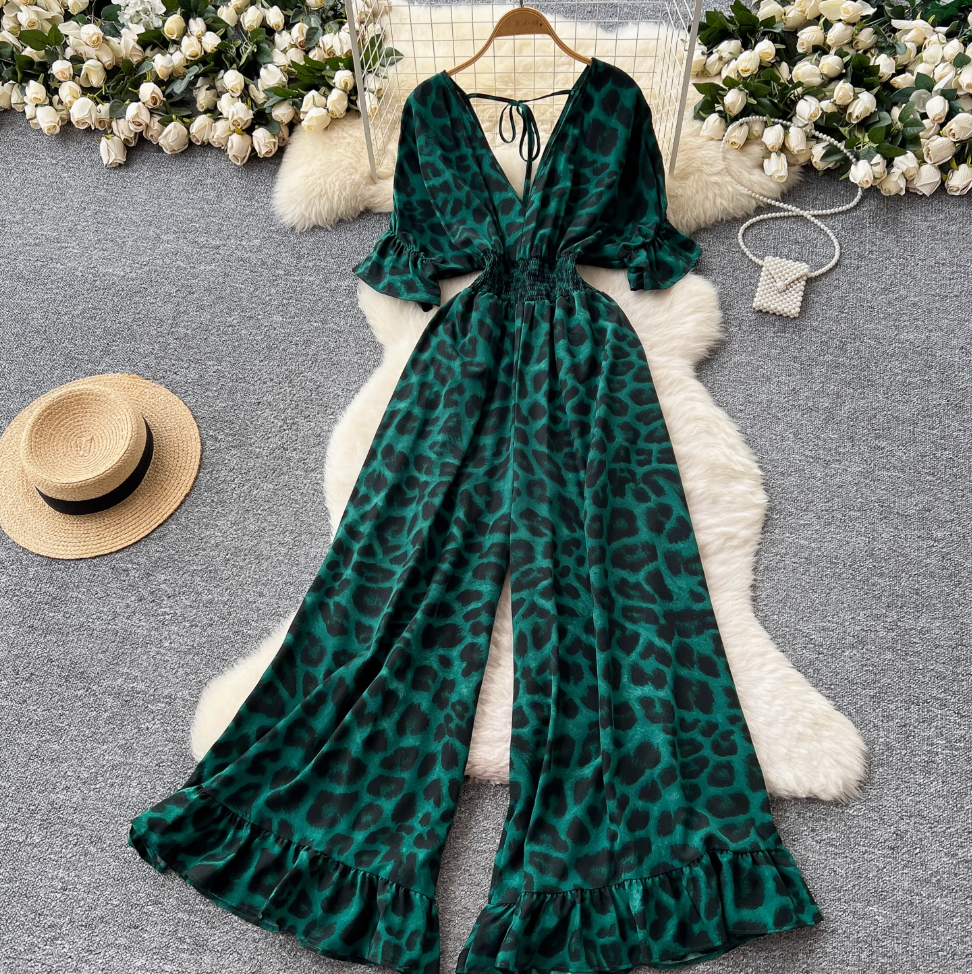 V-neck Lace Up Leopard Printed Jumpsuits