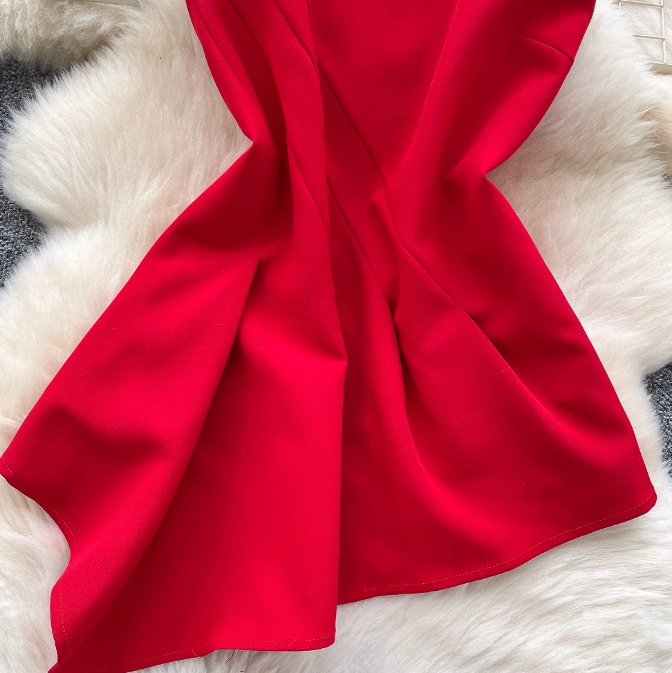 Asymmetric Round Collar Sleeveless Top