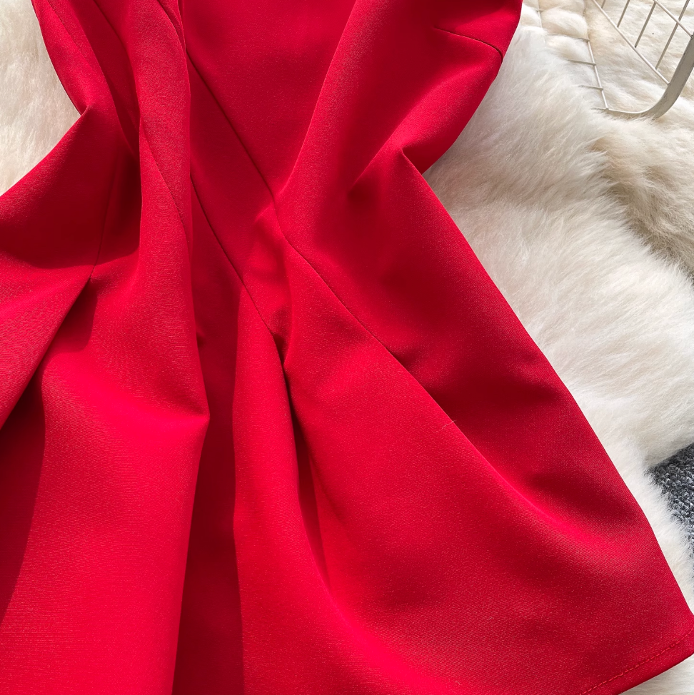Asymmetric Round Collar Sleeveless Top