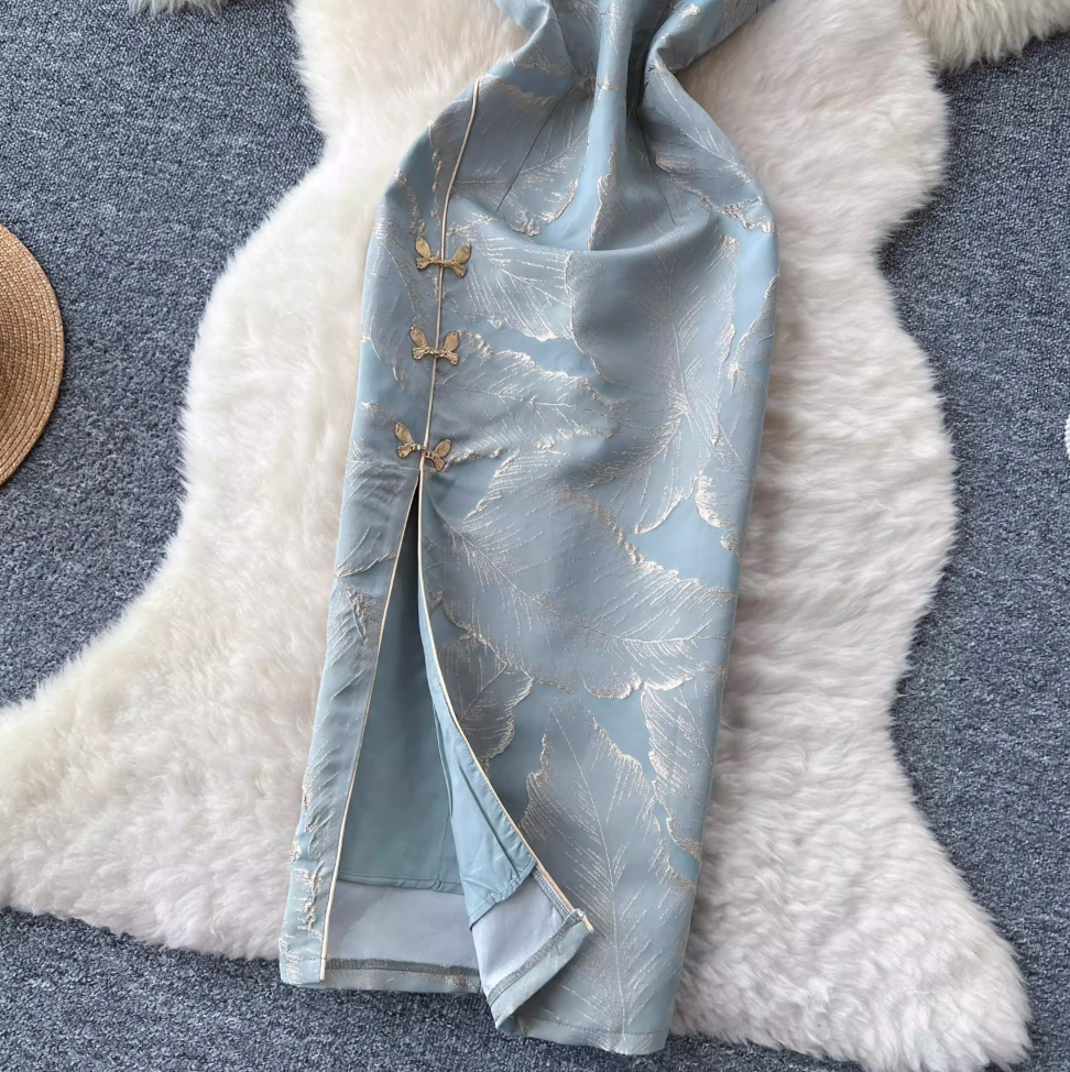 Chinese Style Jacquard Split Cheongsam