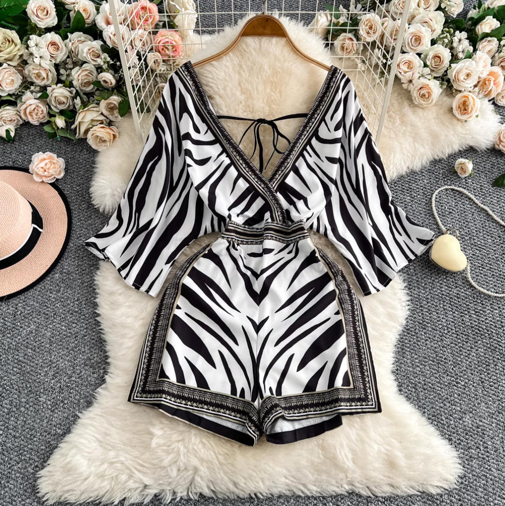 Deep V-neck Pattern Printed Rompers