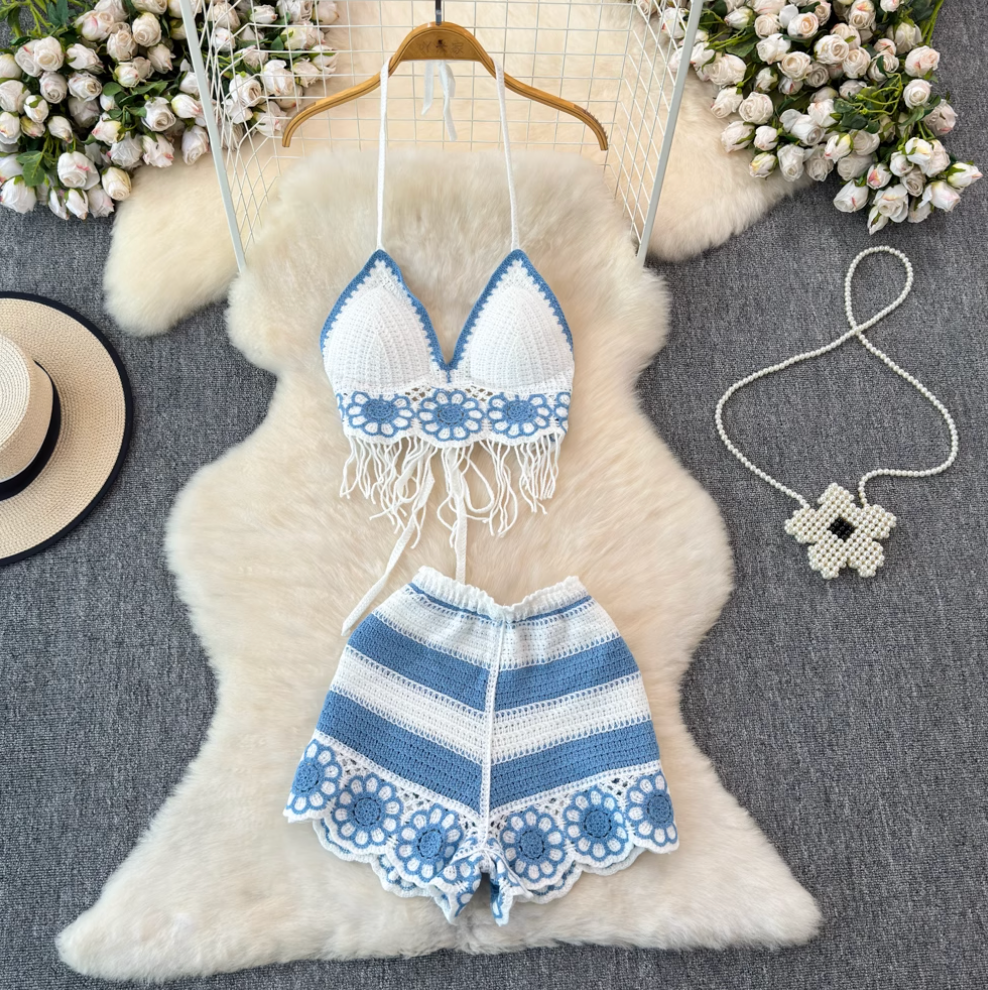 V-neck Fringed Bikini & Shorts 2Pcs