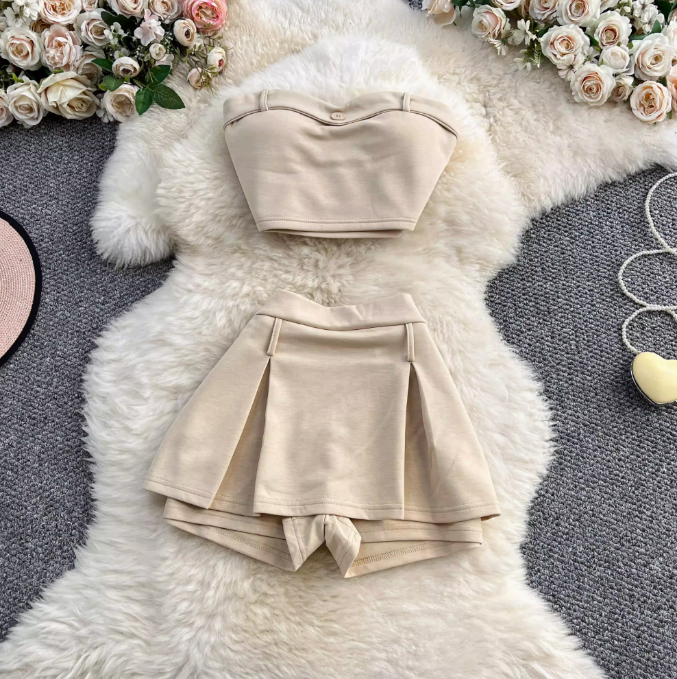 Padded Tank Top & Pleated Shorts 2Pcs