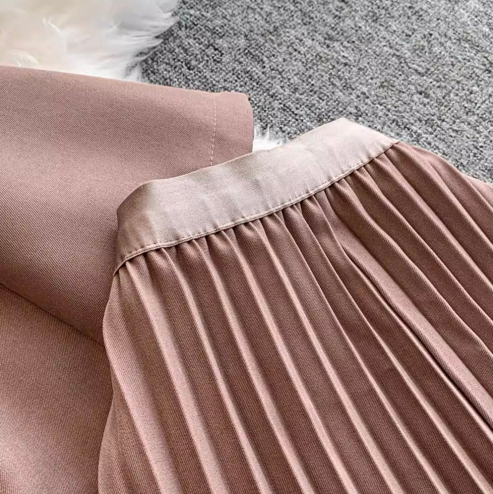 Buckled Top & Pleated Skirt 2Pcs