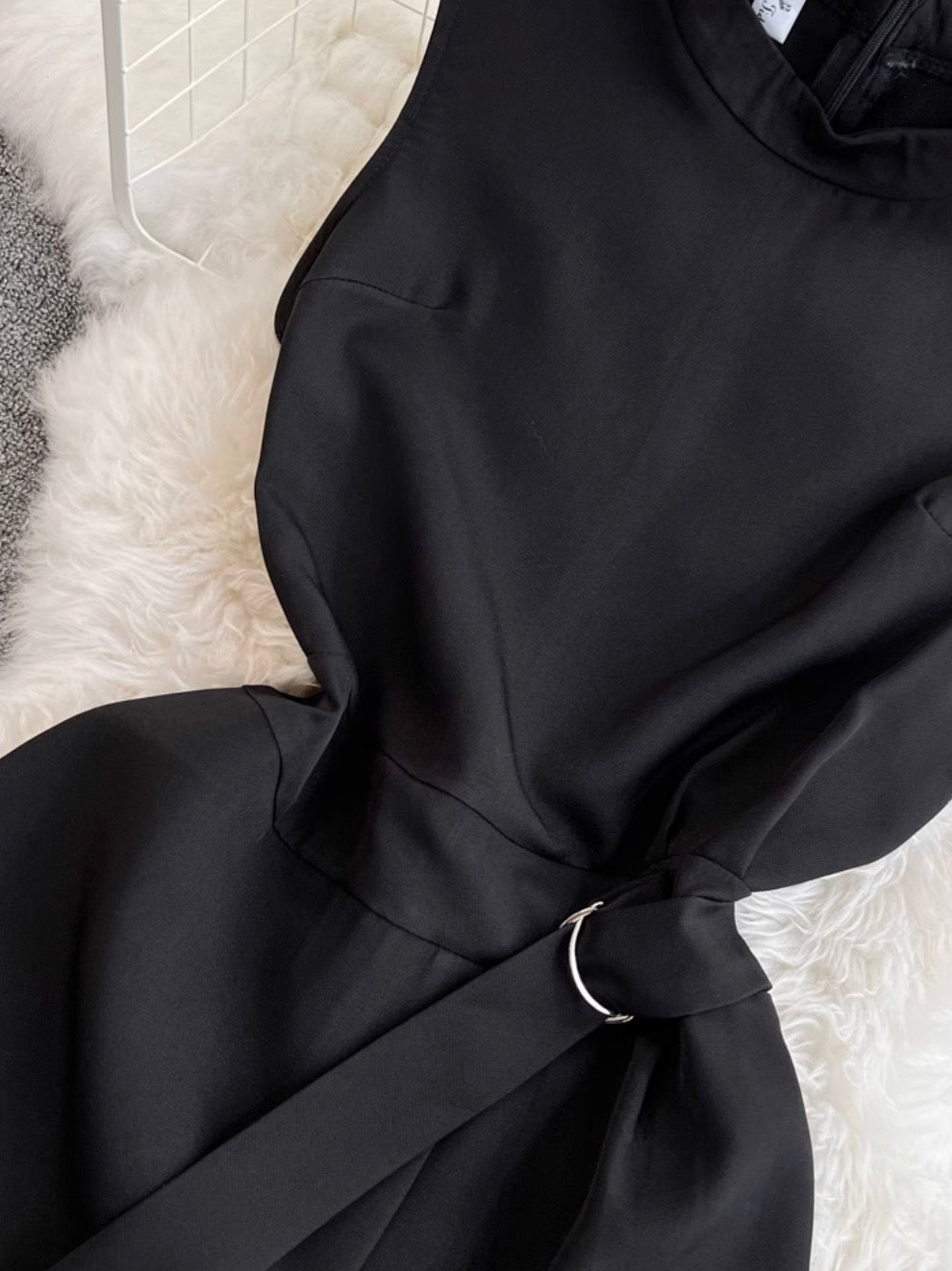 Simple Design Black Sleeveless Rompers