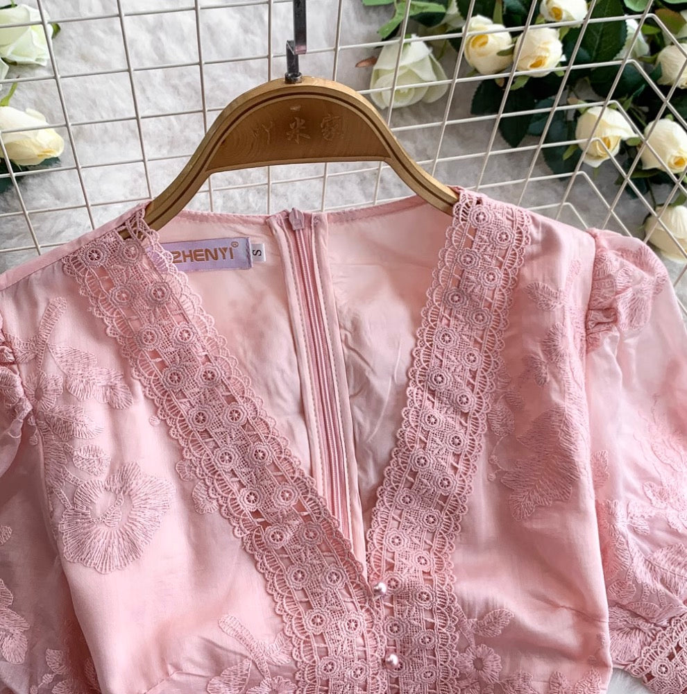V-neck Embroidered Puffy Sleeve Dress