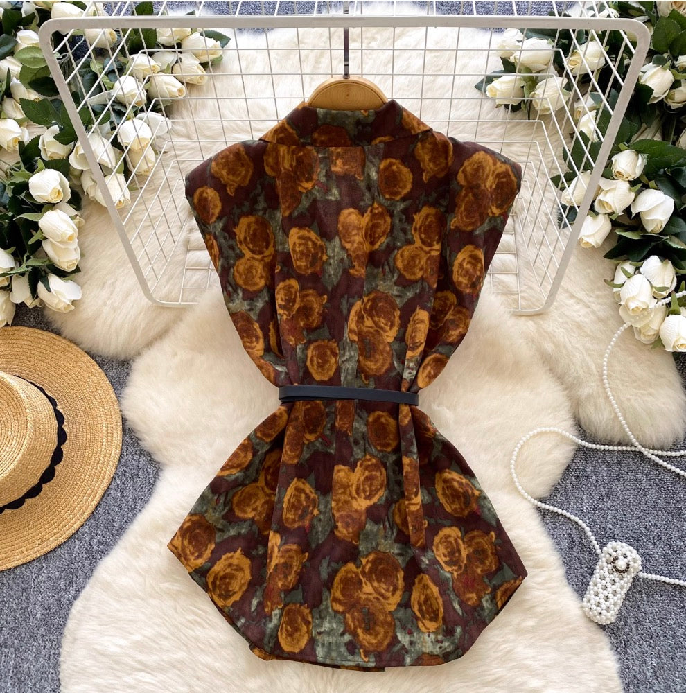 Suit Collar Printed Vest with Belt