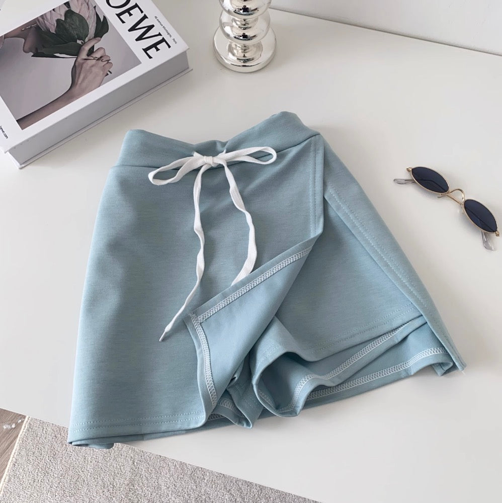 Chic High-waist Split Sportswear Shorts