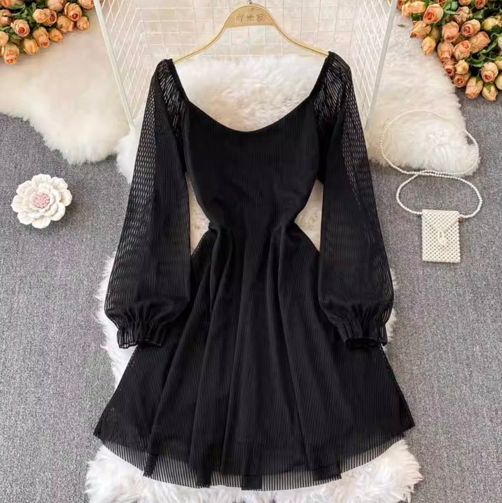 Chic V-neck Knotted Mesh Dress