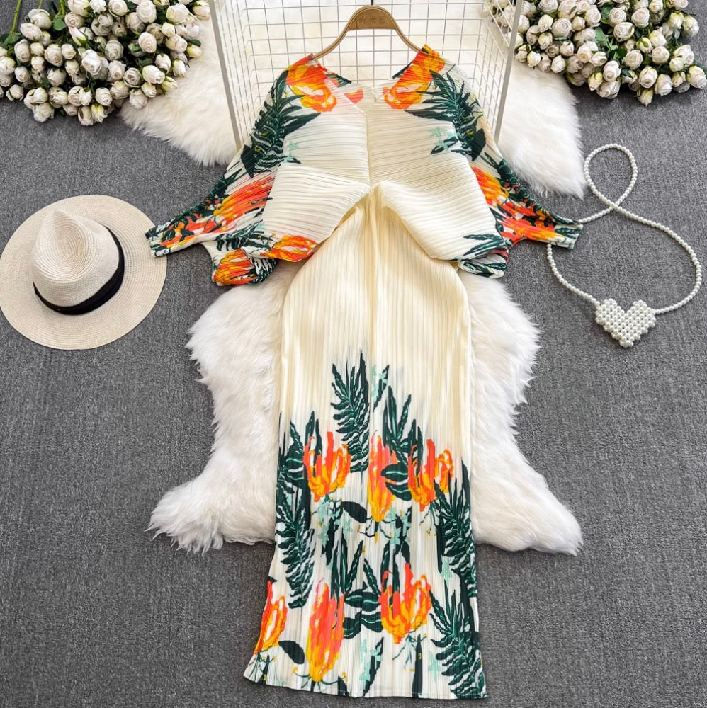 Bat Sleeve Pleated Printed Dress