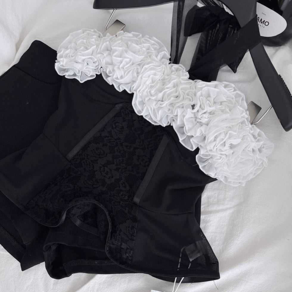 Color-blocking Ruffled Mesh Halter Top