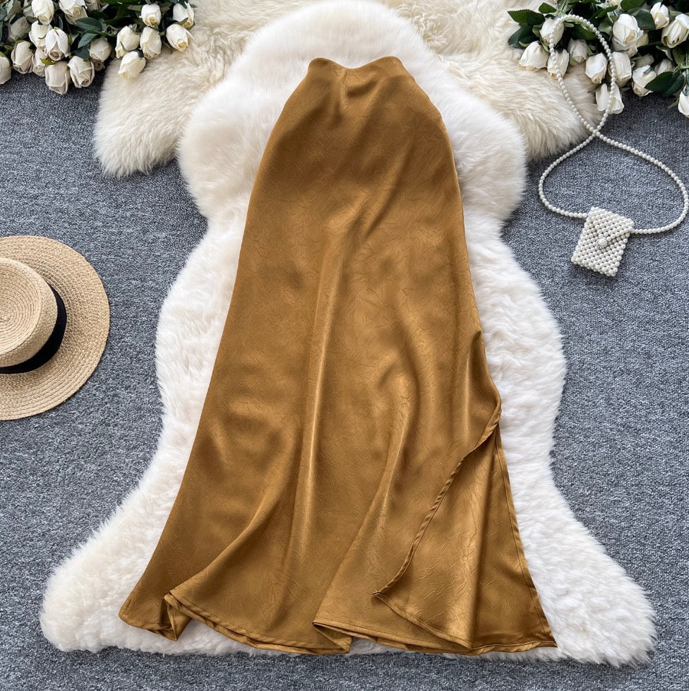 Simple Design Solid Color Split Skirt