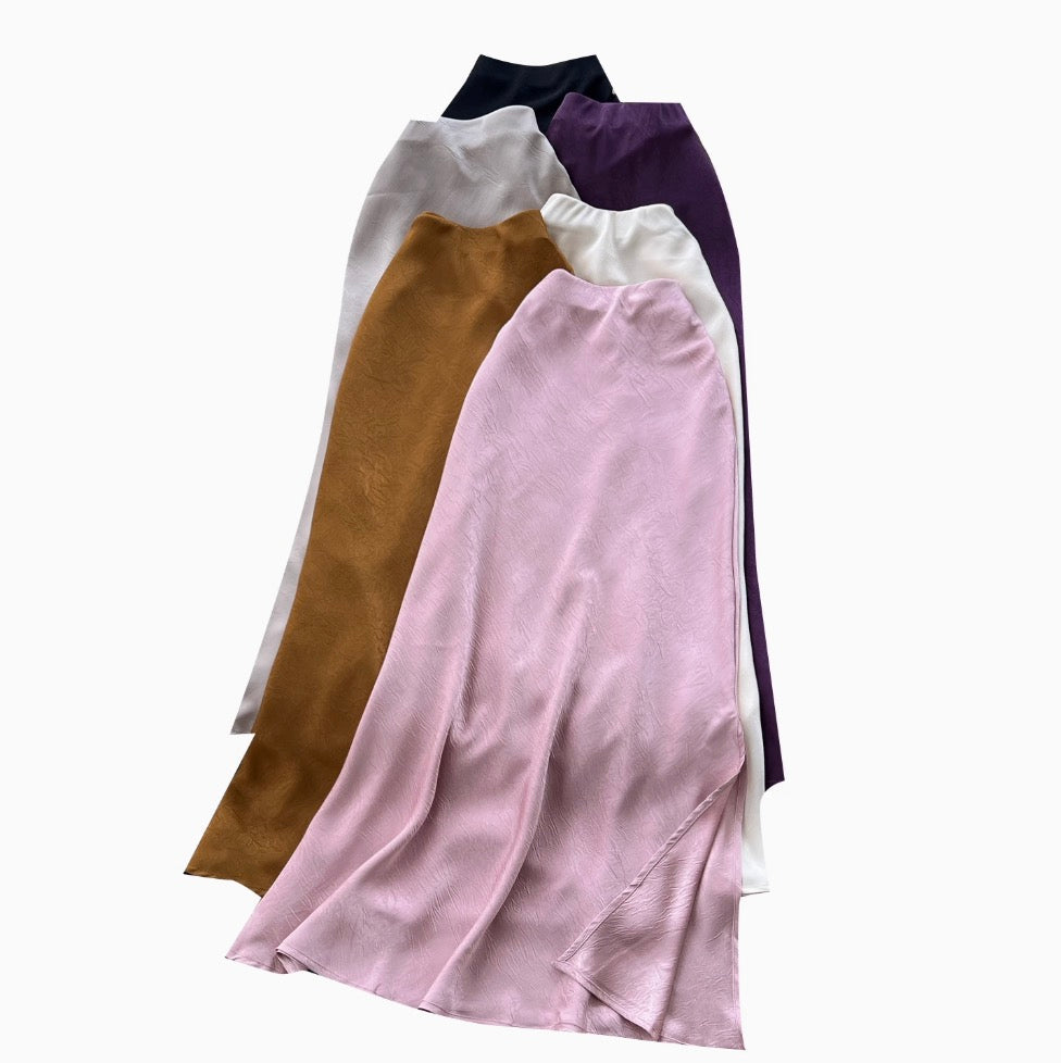 Simple Design Solid Color Split Skirt