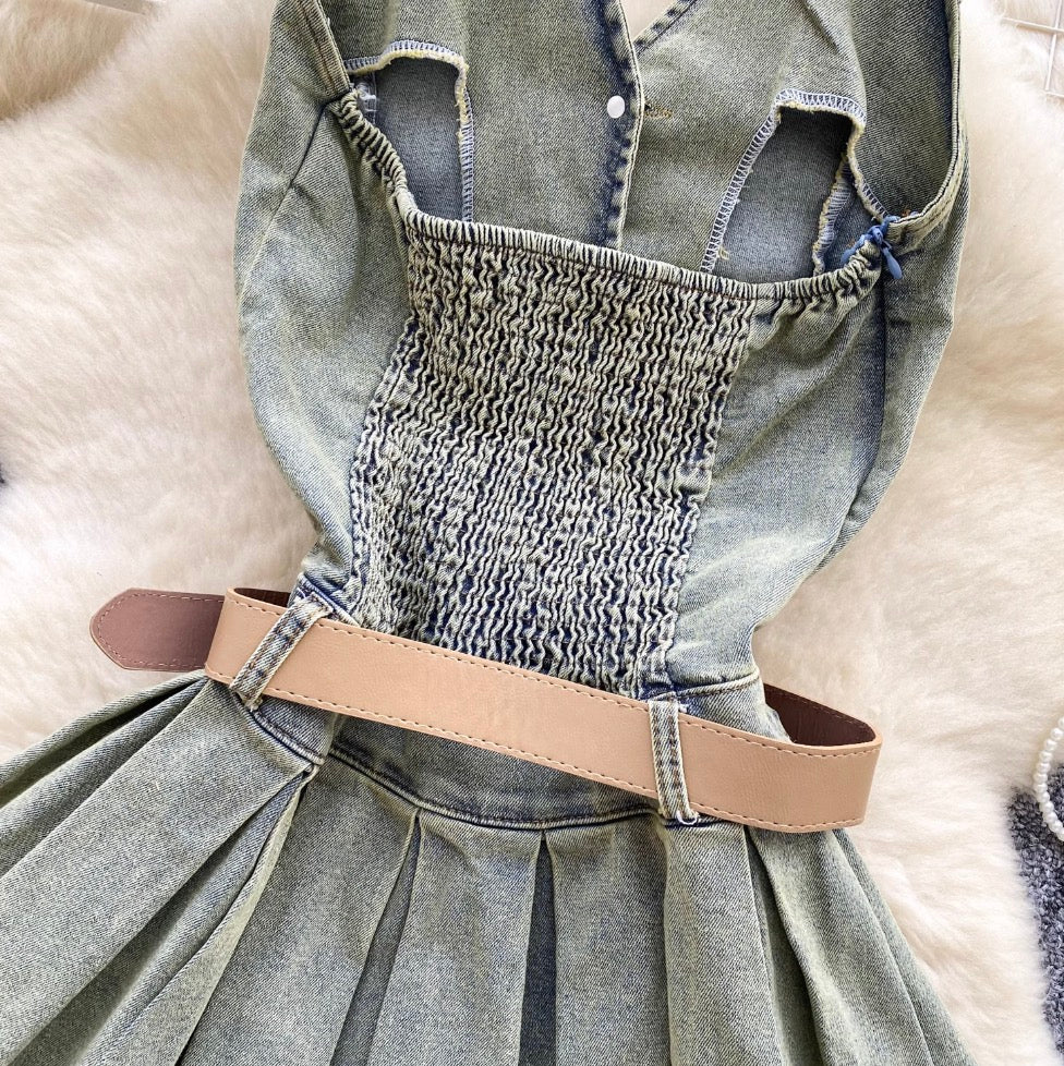 Chic Halter Denim Pleated Dress