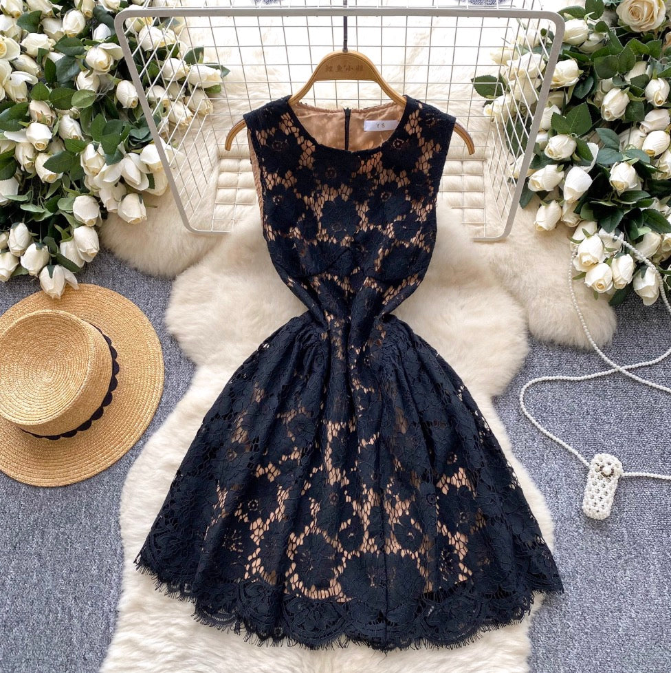High-end Embroidery Lace Sleeveless Dress