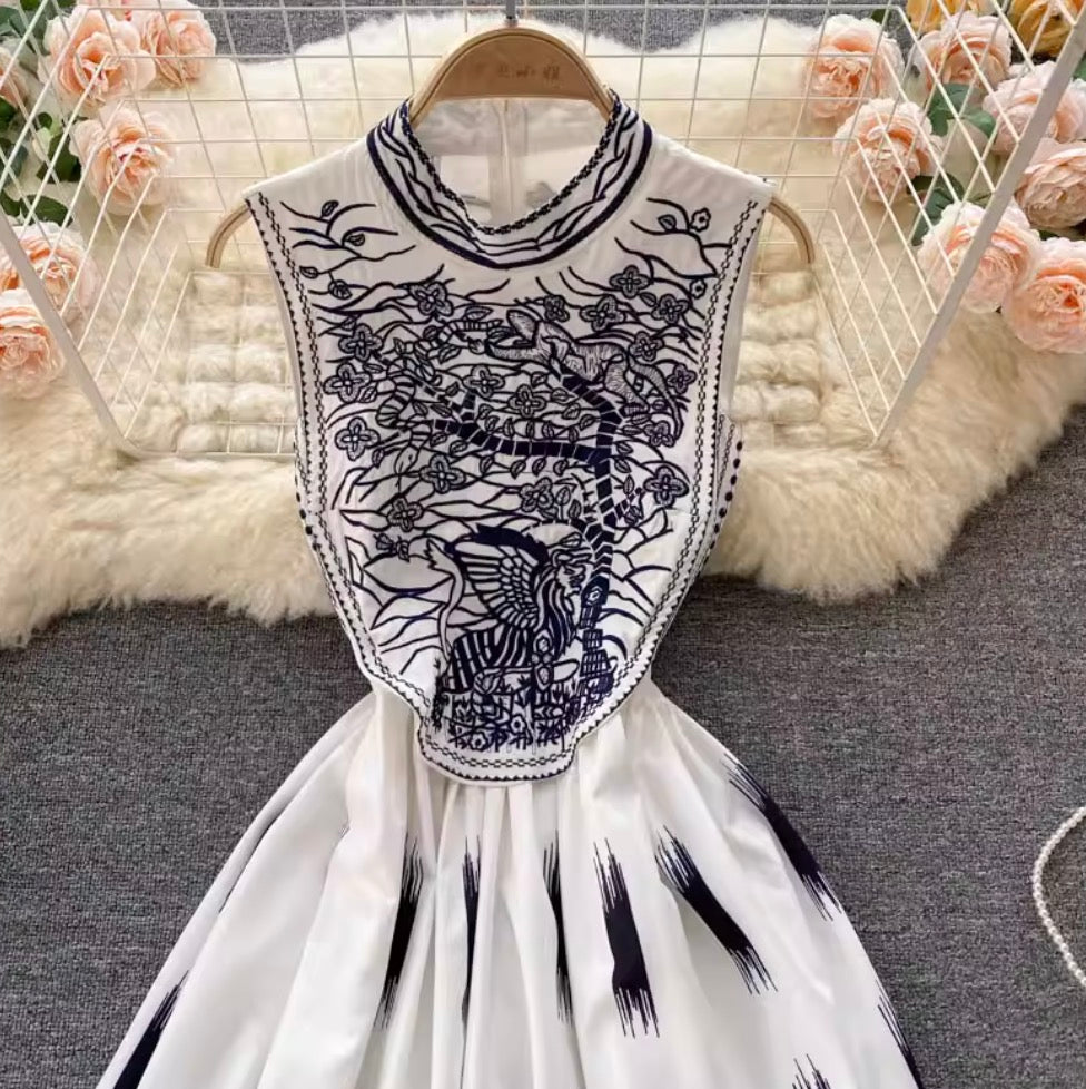 Courtly Embroidered Sleeveless Dress