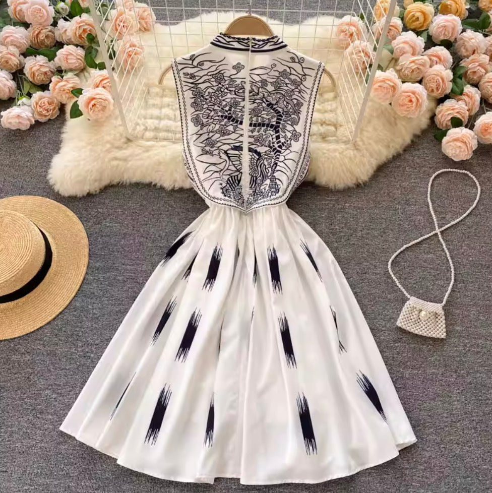 Courtly Embroidered Sleeveless Dress