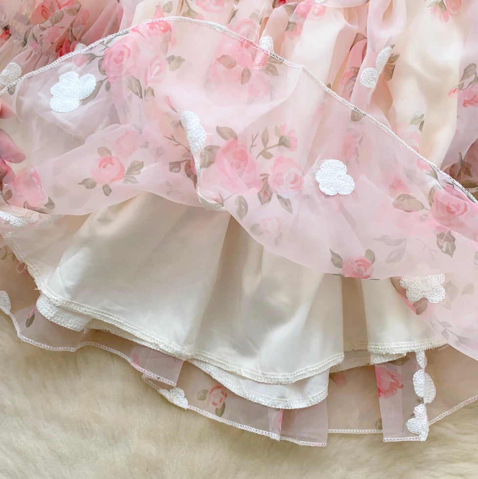 Sweetie Puffy Sleeve Embroidery Floral Shirt