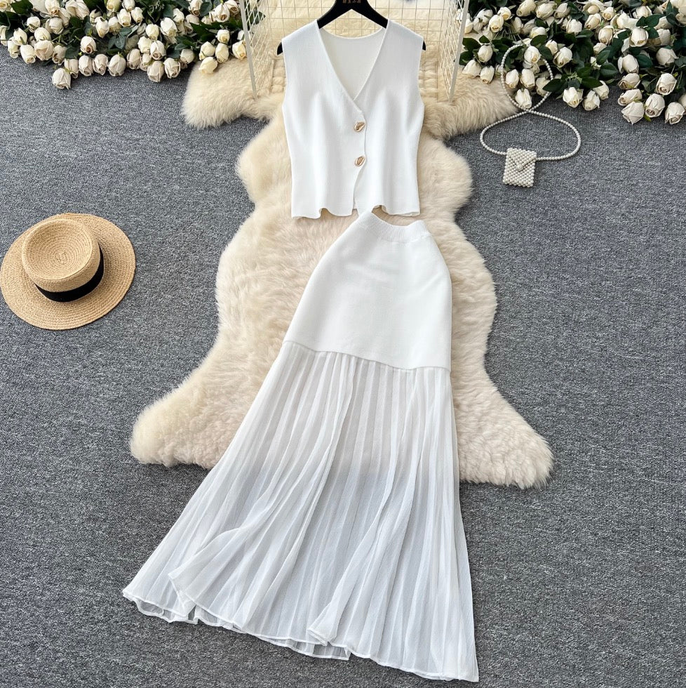 V-neck Knitwear & Mesh Skirt 2Pcs