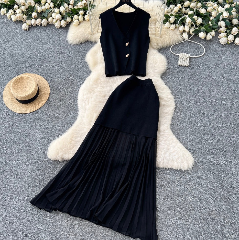 V-neck Knitwear & Mesh Skirt 2Pcs