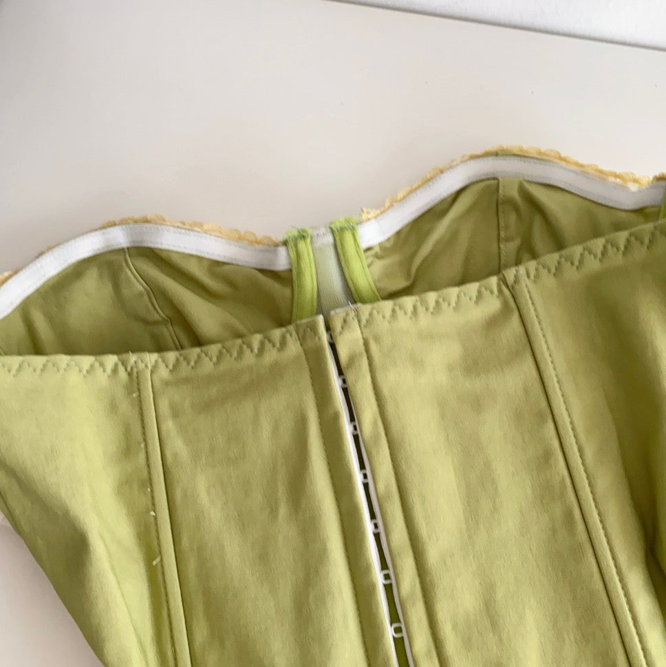 Vintage Lace-up Green Fishbone Top