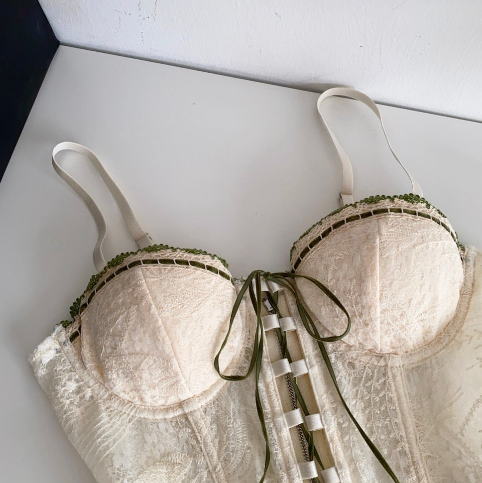Chic Lace-up Fishbone Camisole