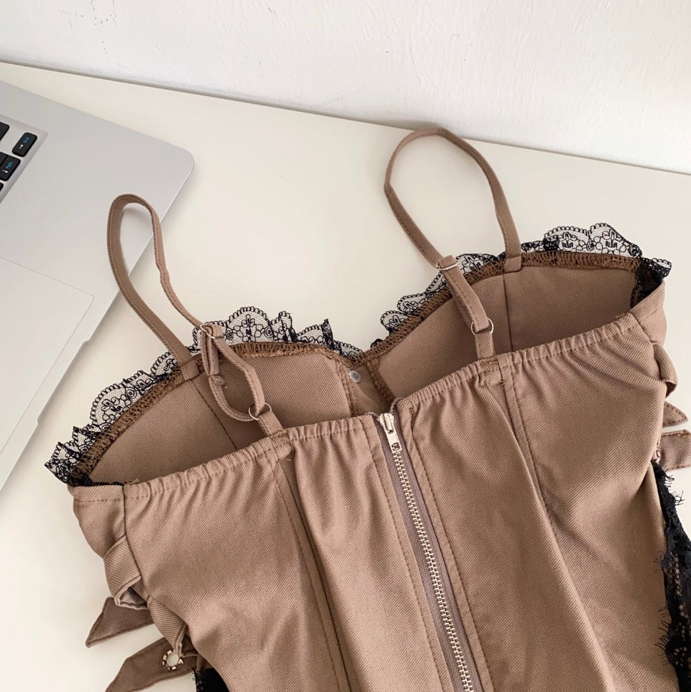 Vintage Lace-trim Buckled Camisole