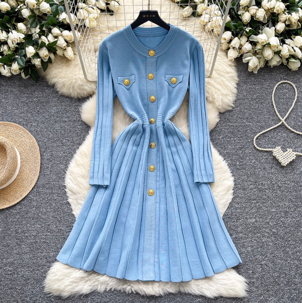 Vintage Round Collar Knit Dress