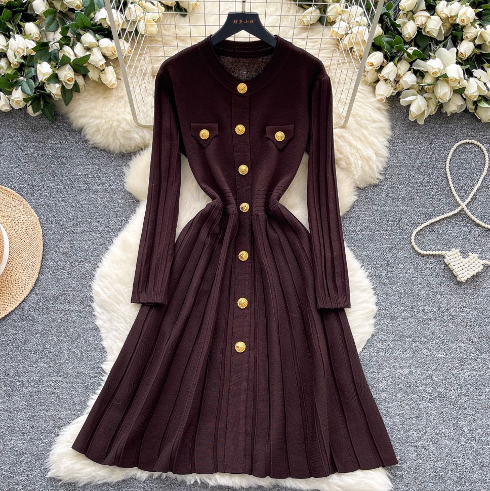 Vintage Round Collar Knit Dress