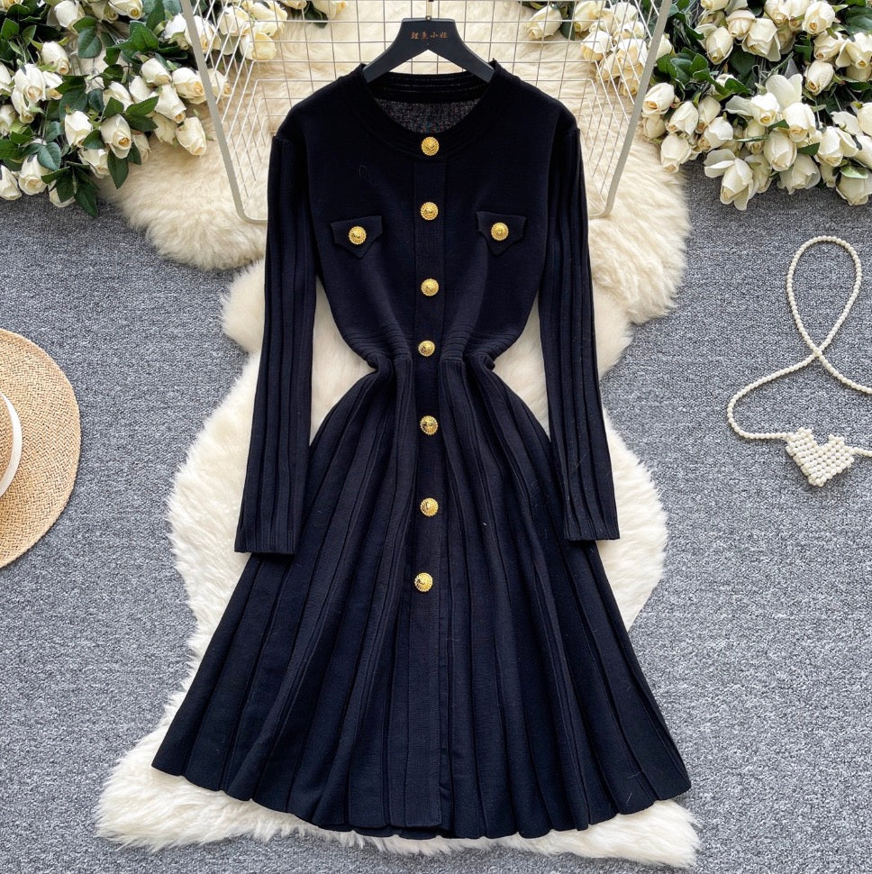Vintage Round Collar Knit Dress