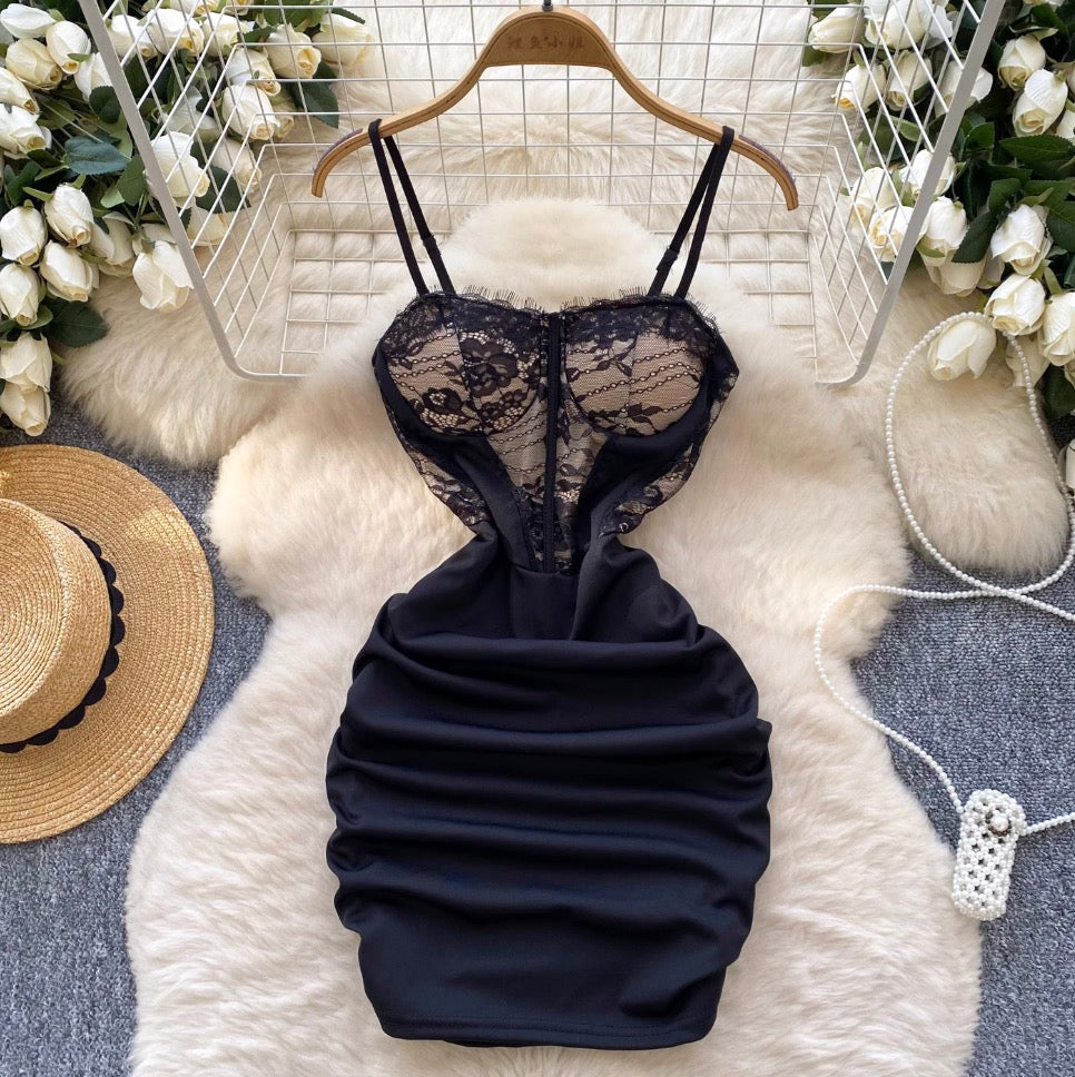 Sexy Black Lace Hip-wrapping Slip Dress