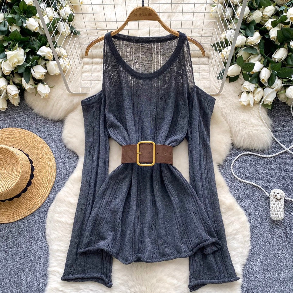 Vintage Hollowed Top with Belt