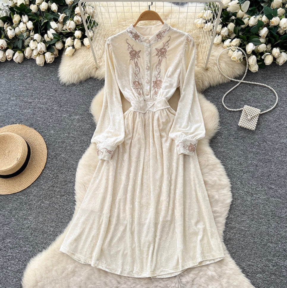 Vintage Embroidery Apricot Velvet Dress